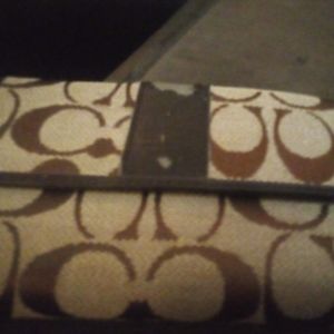 Women's brown coach wallet